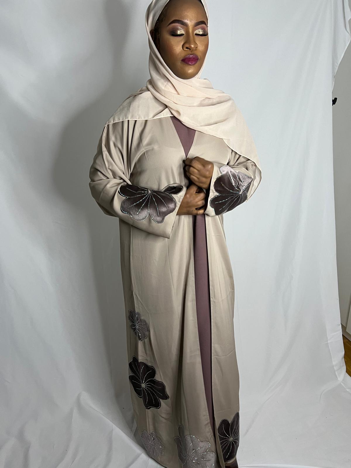 Abaya laila