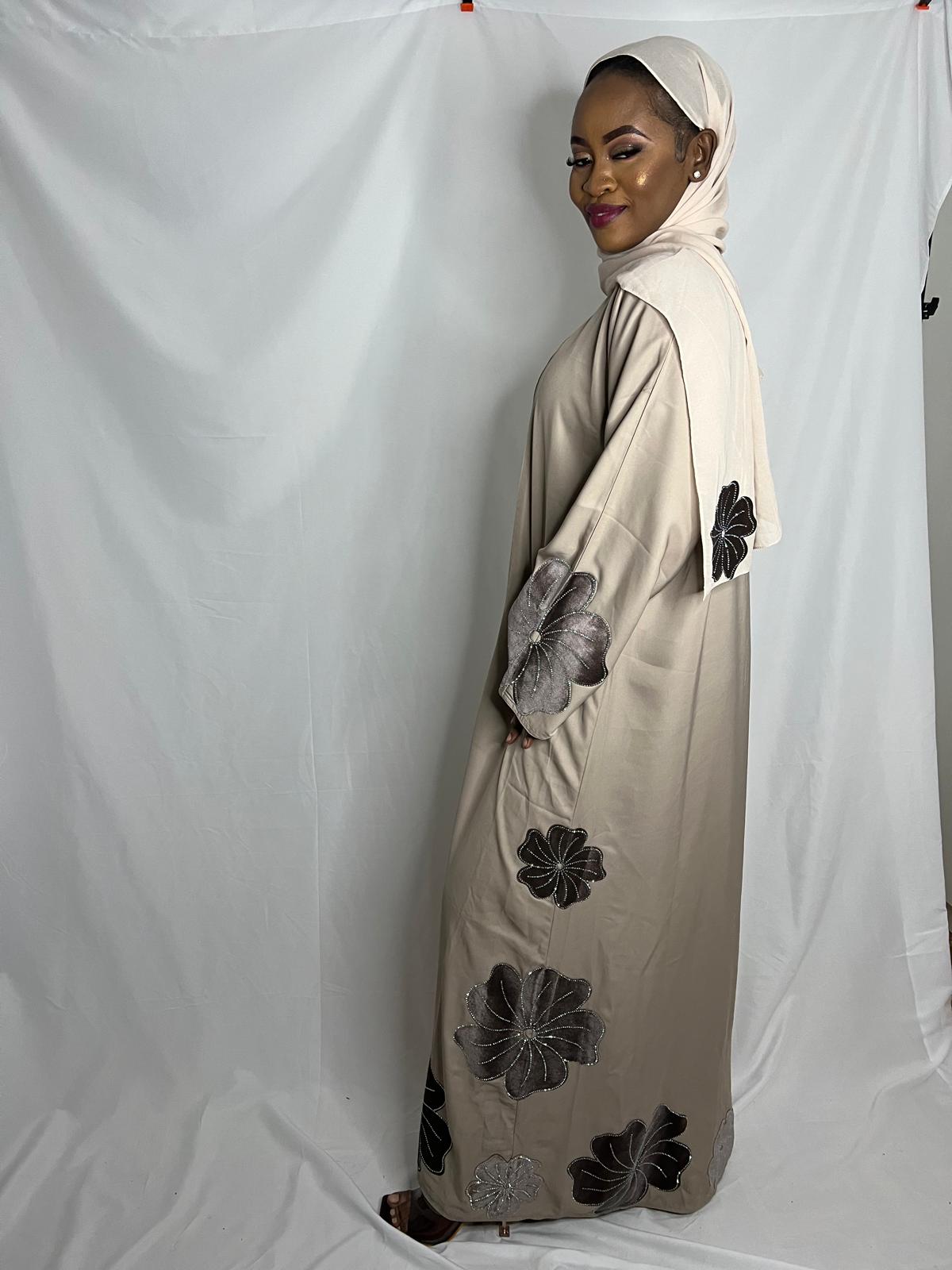 Abaya laila